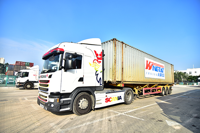 東勝物流淺談：中港物流對(duì)于散貨運(yùn)輸未來(lái)的看法？深圳到香港物流-香港物流專(zhuān)線(xiàn)-中港貨運(yùn)物流運(yùn)輸專(zhuān)線(xiàn)-佛山到香港物流專(zhuān)線(xiàn)-一般貿(mào)易進(jìn)出口報(bào)關(guān)代理-倉(cāng)儲(chǔ)配送-深圳市東勝物流有限公司