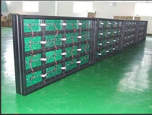 大型LED，光電項目顯示屏出口到香港運輸案例；led電子屏運輸到香港現場圖