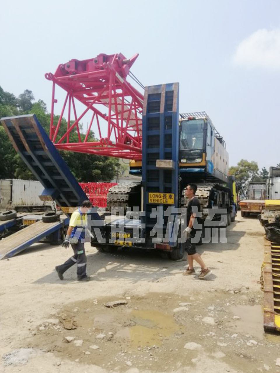 佛山到香港物流，佛山到香港貨運(yùn)公司-深圳東勝物流中港平板車運(yùn)輸案例