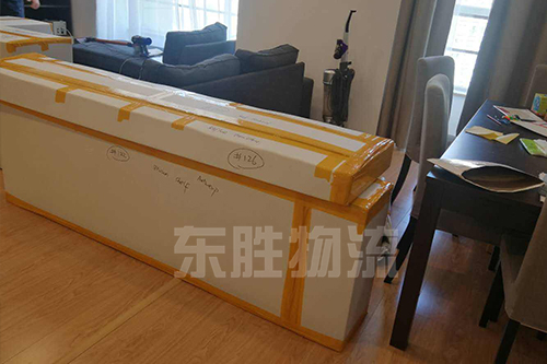 佛山到香港貨運專線；承接各類家具商品材料運輸?shù)较愀郯咐龍D